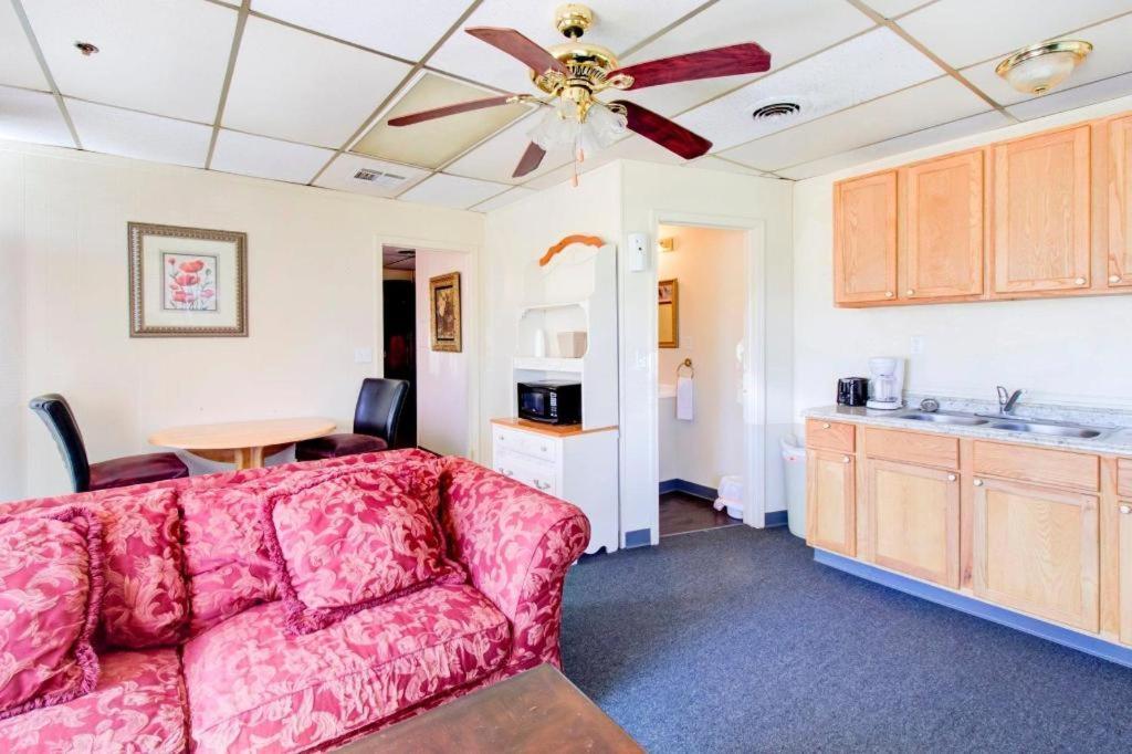 Oyo Hotel Drumright I-44 Ok Dış mekan fotoğraf